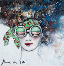 Lade das Bild in den Galerie-Viewer, "Mia"